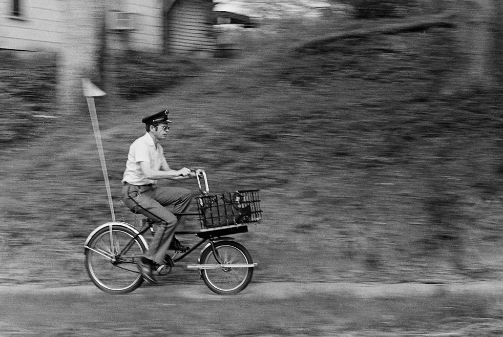 1982 Bicyling Postman