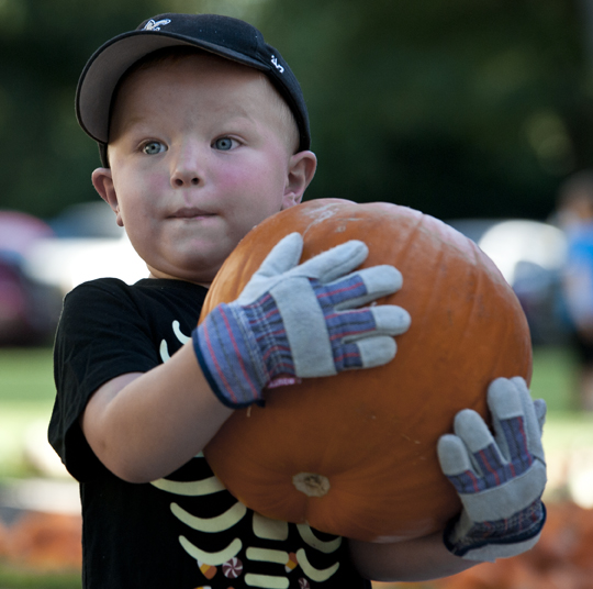 FUMC Pumpkins Delivered